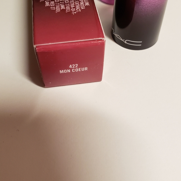 MAC Love Me Lipstick *MON COEUR* - Picture 5 of 6